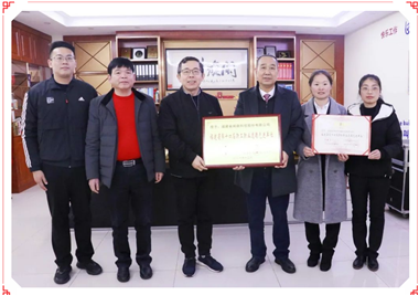閩旋科技再添佳績，泉州市總工會黨組書記、常務(wù)副主席韓衛(wèi)華一行蒞臨指導(dǎo)工作