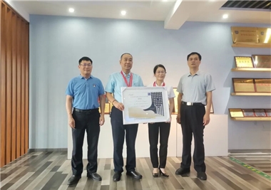 閩旋科技再獲國際發(fā)明獎，泉州市總工會副主席陳坤生一行蒞臨指導和表彰